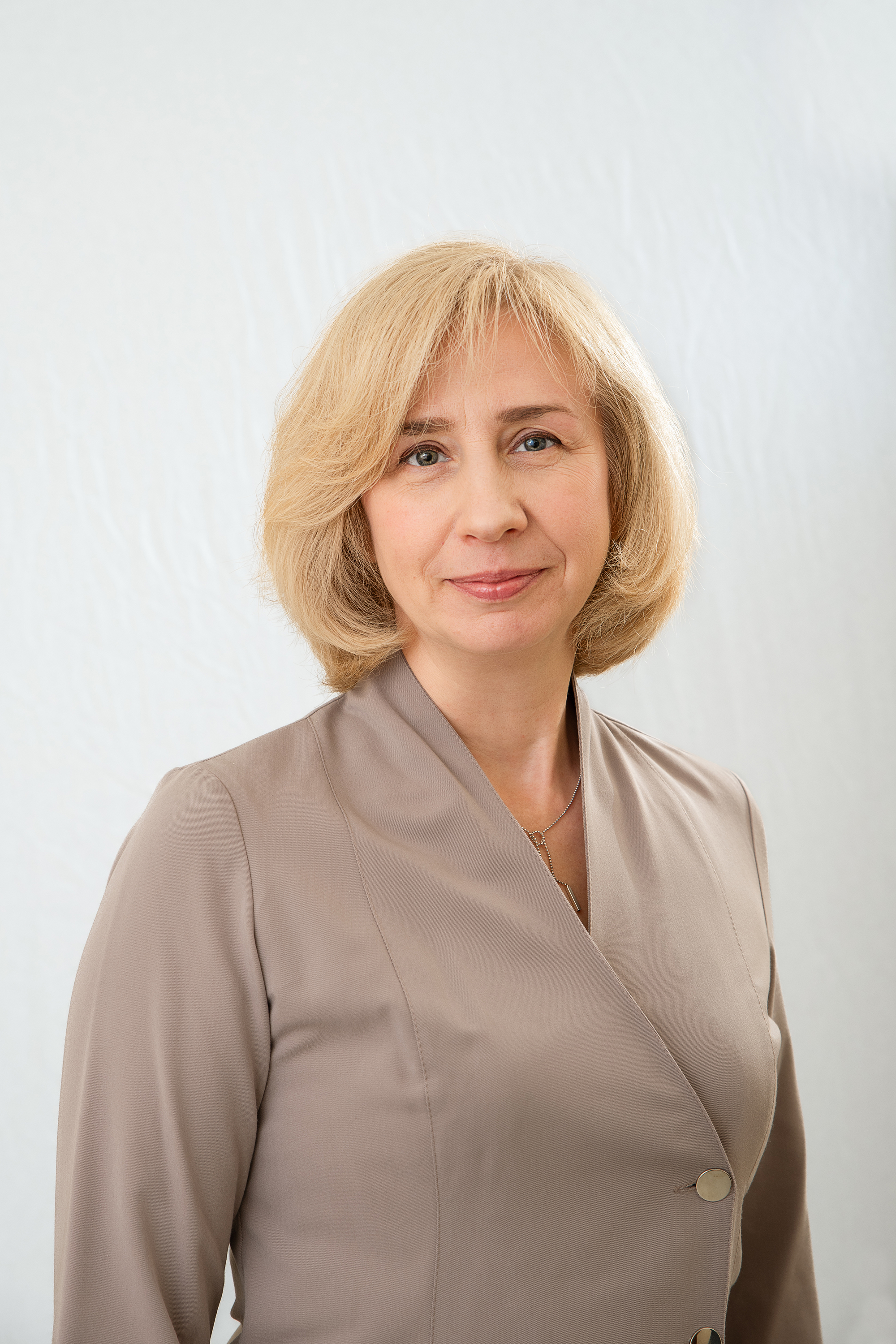 Елена Дубова